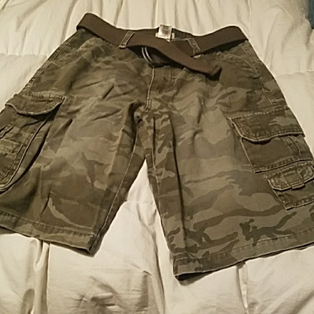 Camo cargo shorts